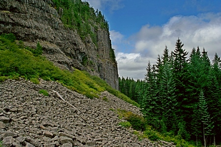 Table Mountain trail crosses a rock field below the summit